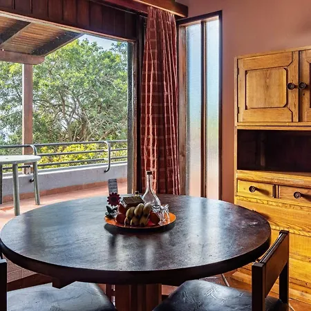 Cayenne House Feriehus Santa Cruz (Madeira)