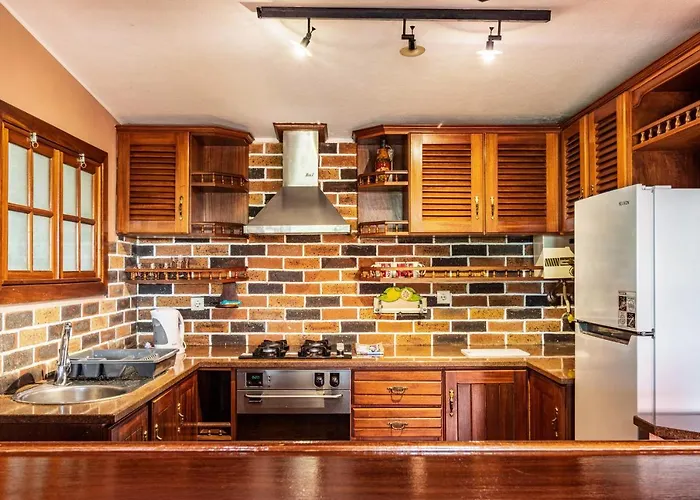 Cayenne House Santa Cruz (Madeira)